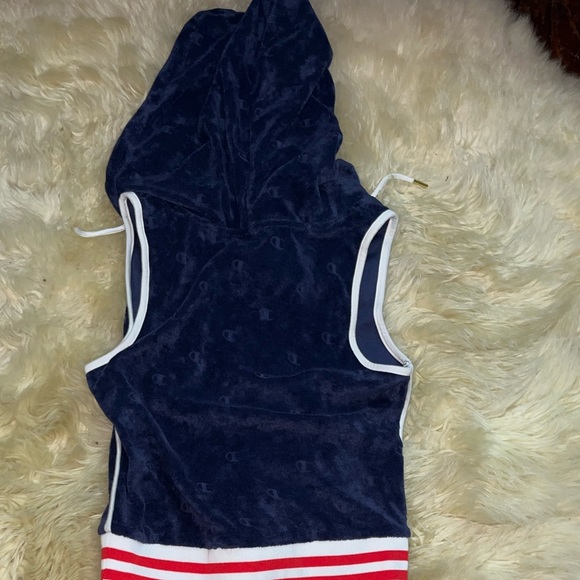 Champion terry cloth shorts romper with hoodie red white and blue - Picture 5 of 7